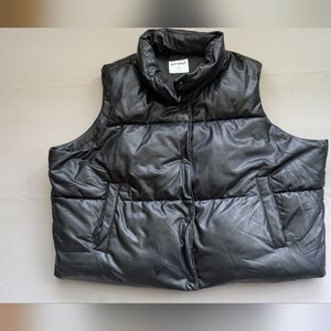 Old Navy Black Puffer Vest